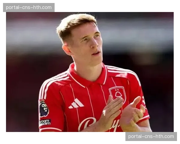 罗马诺：巴黎圣日耳曼已接触门兴格拉德巴赫中场科内