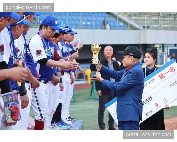 企业联赛推动，香港慢投垒球参与人数在过去五年内翻了一番